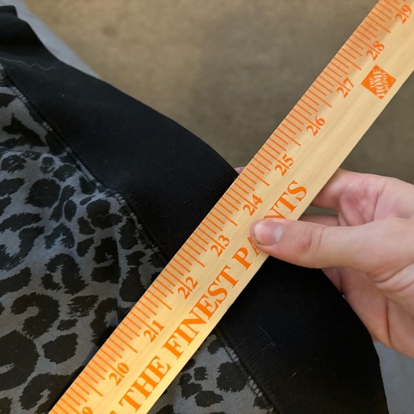 Women’s Black Cheetah Nike Sweater Swoosh Size Small Comfy Crewneck - Picture 13 of 14